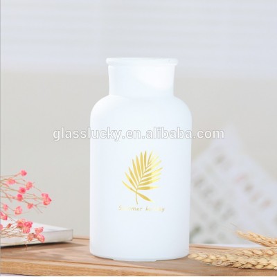 Single cheap apothecary decorative vase white modern for hotels home office decor