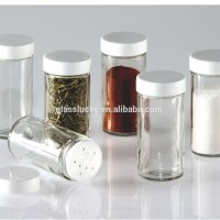 Round mini glass spice jar shaker top pepper spray with plastic cap